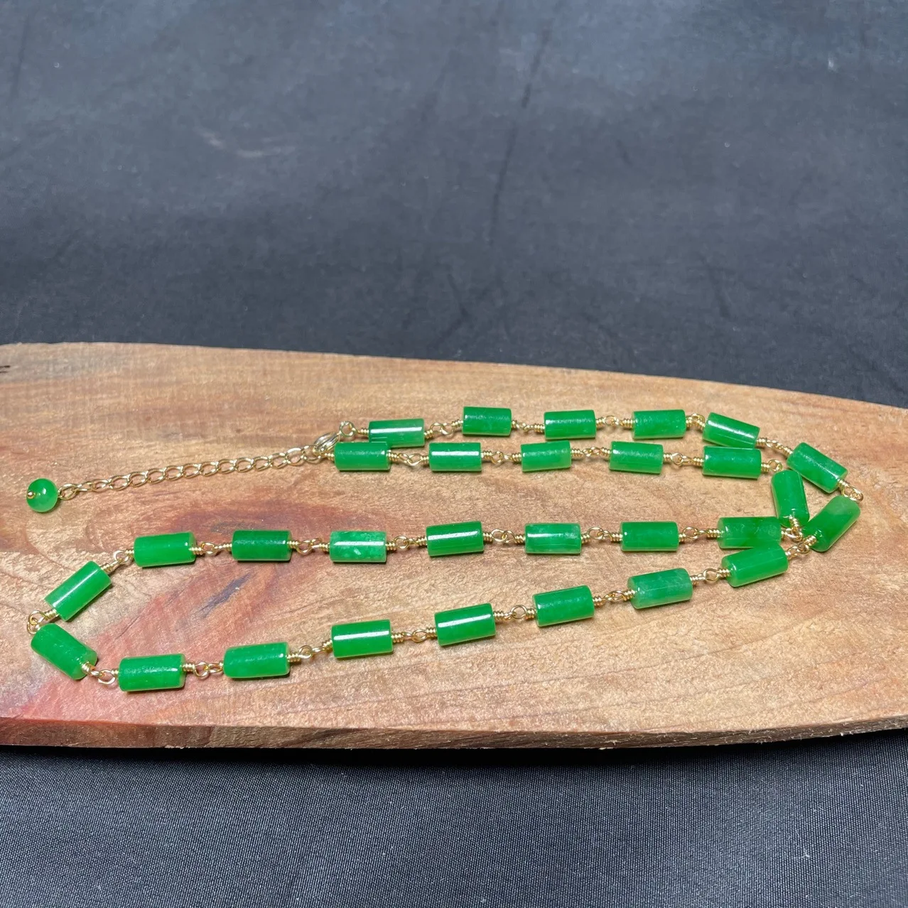 Necklaces - Collana di perline di giada verde