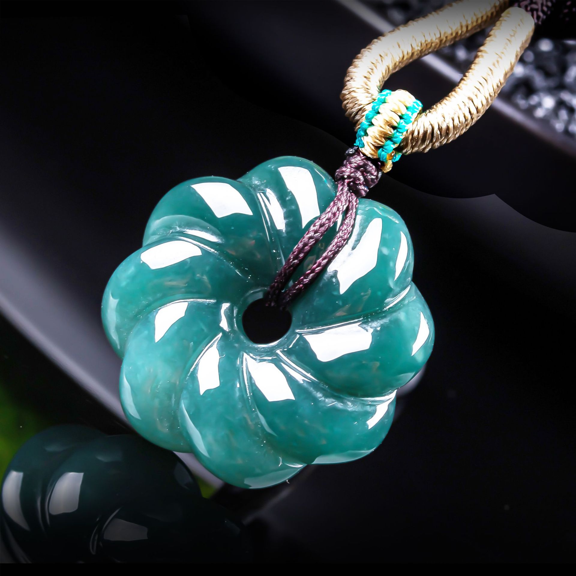 Collana con Pendente a Fiore i - Necklaces recensione e prezzo