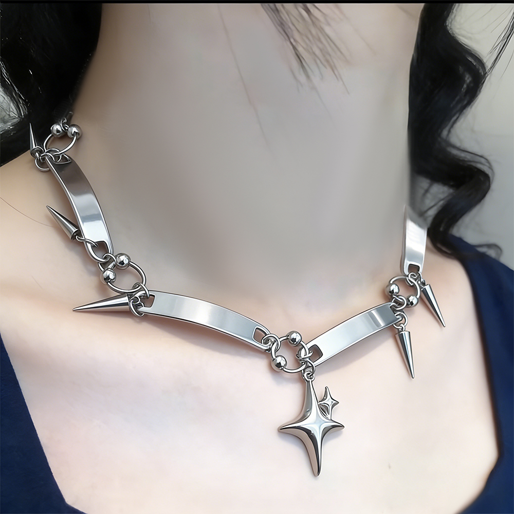 Collana Choker Y2K con Stelle  - Goth Punk Spike Choker recensione e prezzo