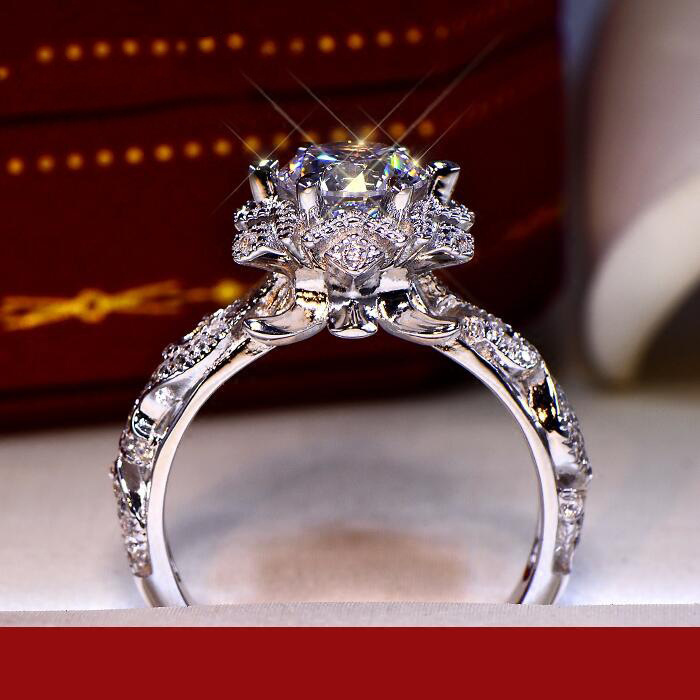 Anello in Argento Sterling S92 - Moissanite Engagement Ring 1 Carat recensione e prezzo