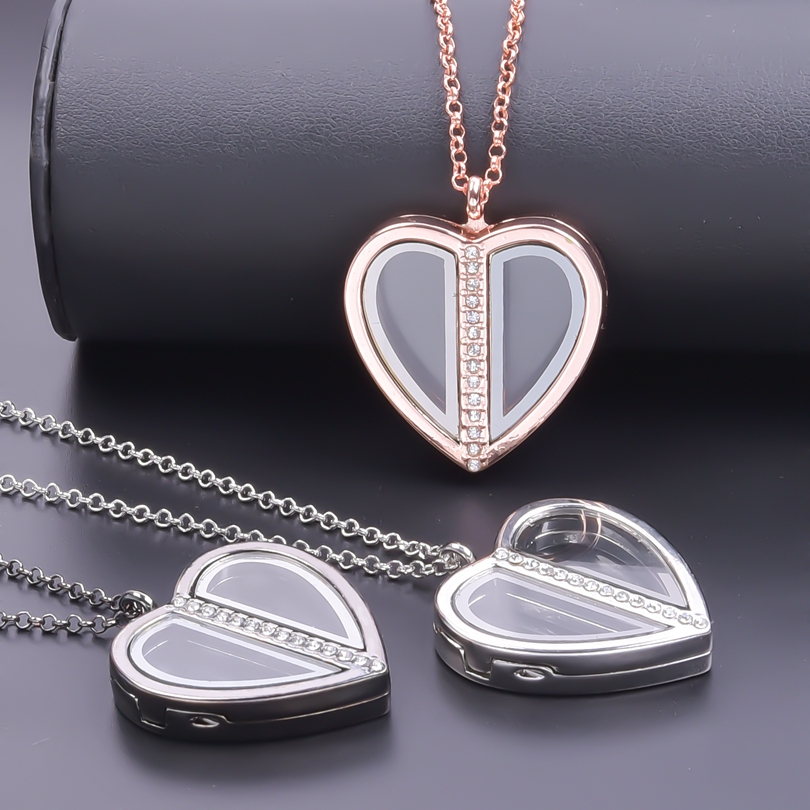 Collana con medaglione a cuore - Heart Locket Necklace Photo recensione e prezzo