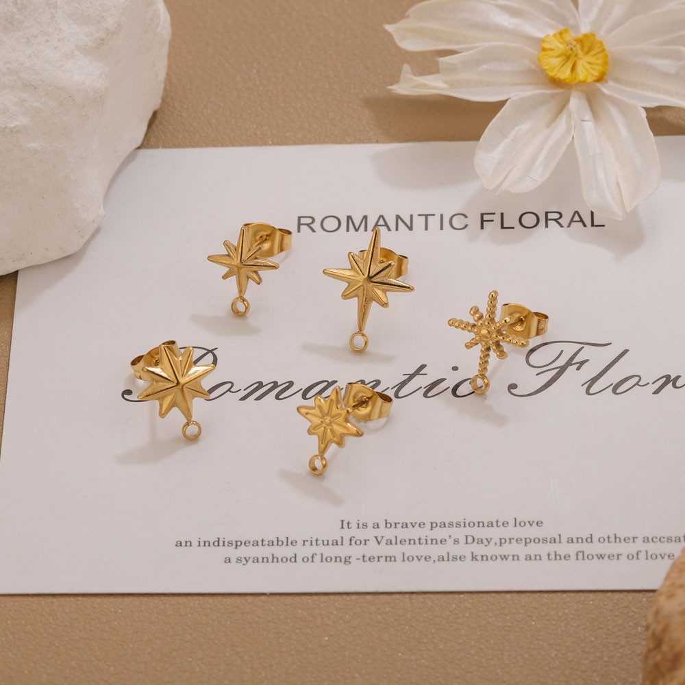 6 pz. Orecchini a Stella in Ac - Body Jewelry recensione e prezzo