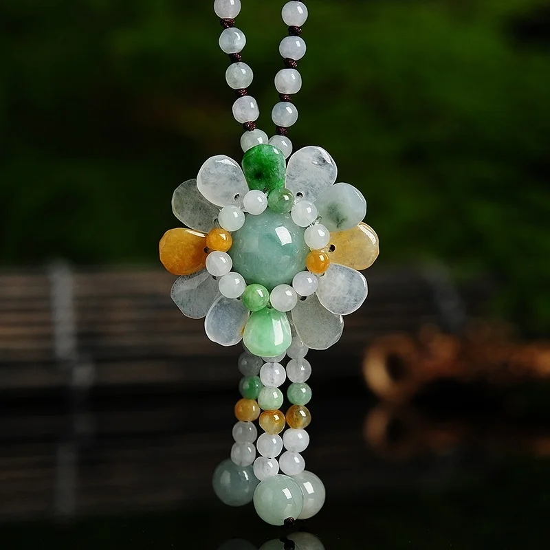 Ciondolo girasole giada birman - Necklaces recensione e prezzo