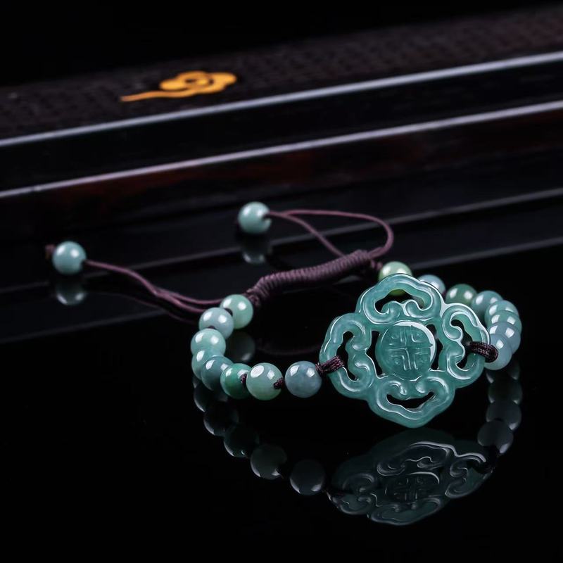 Bracciale in giadeite naturale - Bracelets recensione e prezzo