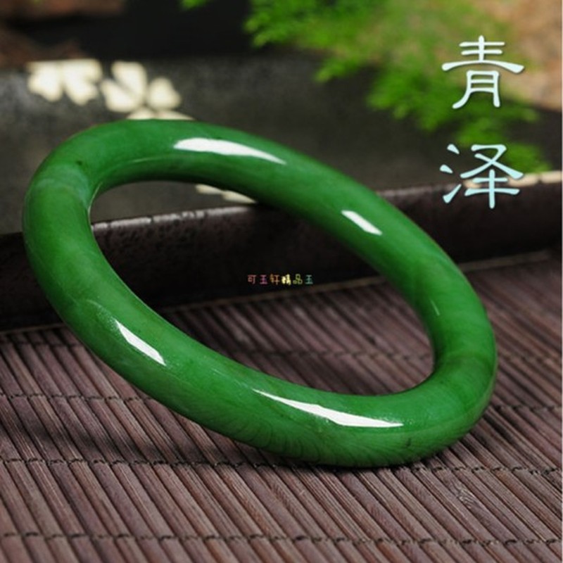 Bracciale rotondo in giadeite  - Bracelets recensione e prezzo