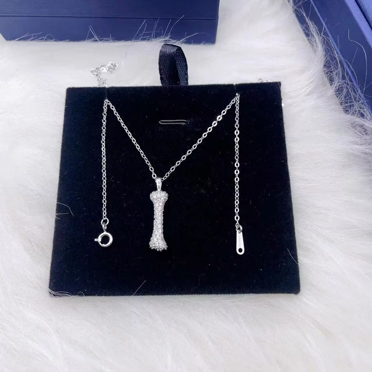 Versione aggiornata! La collan - Anime Pendant Necklace recensione e prezzo