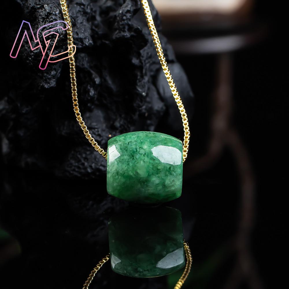 Ciondolo con perline di giada  - Necklaces recensione e prezzo