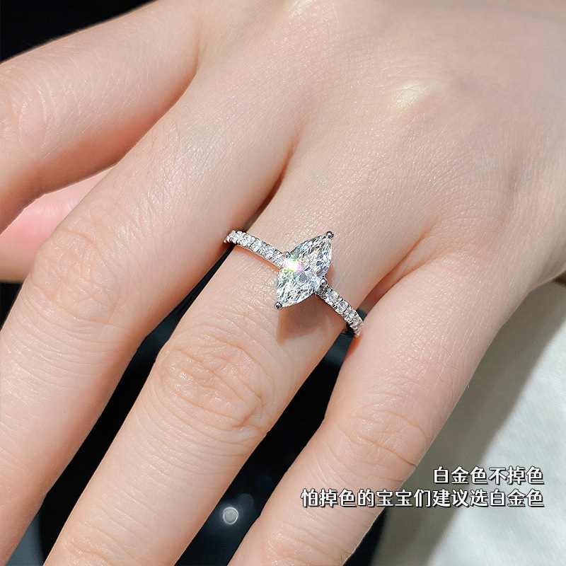 Fedi nuziali di lusso Real 1 C - Moissanite Engagement Ring 1 Carat recensione e prezzo