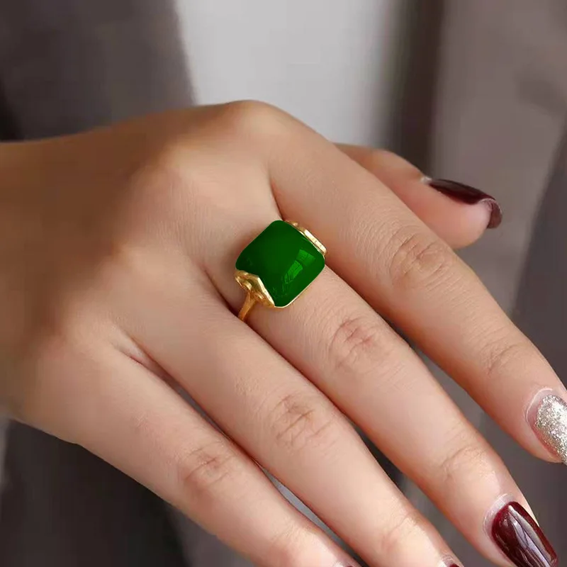 Anello di giada naturale di He - Rings recensione e prezzo
